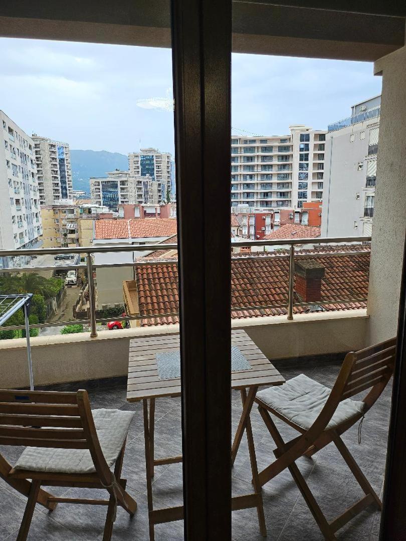 Apartmans Budva Centar Екстер'єр фото
