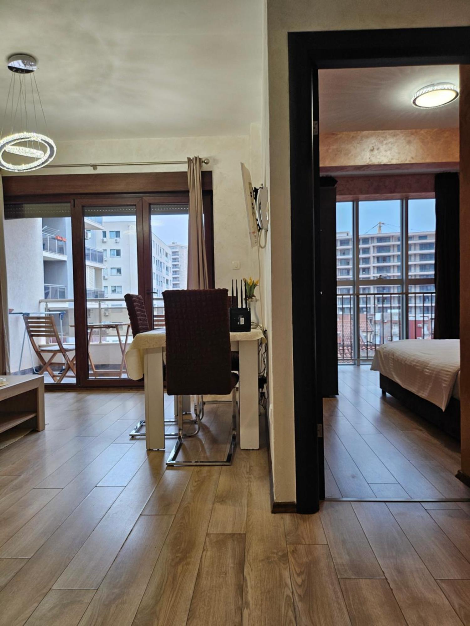 Apartmans Budva Centar Екстер'єр фото
